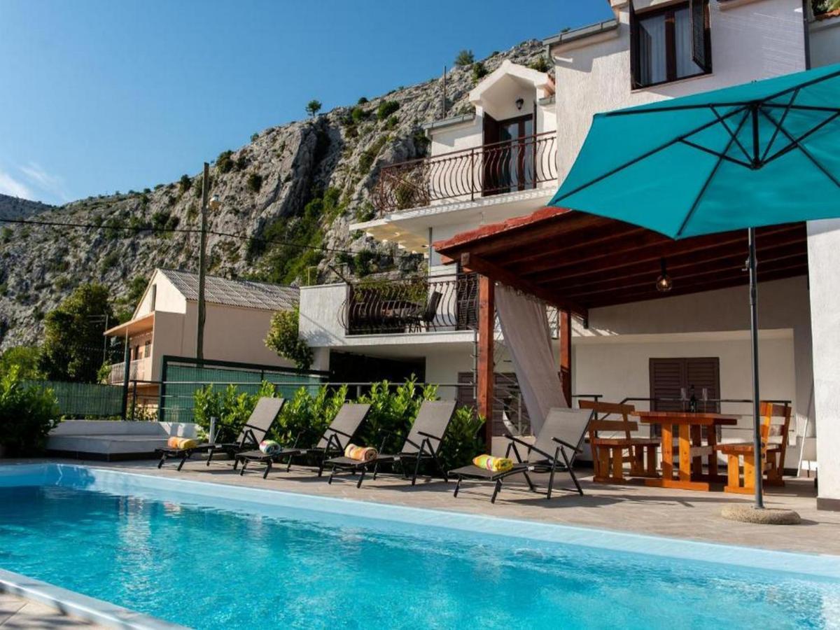 Holiday Home Mons Aureus Gornje Sitno Kültér fotó