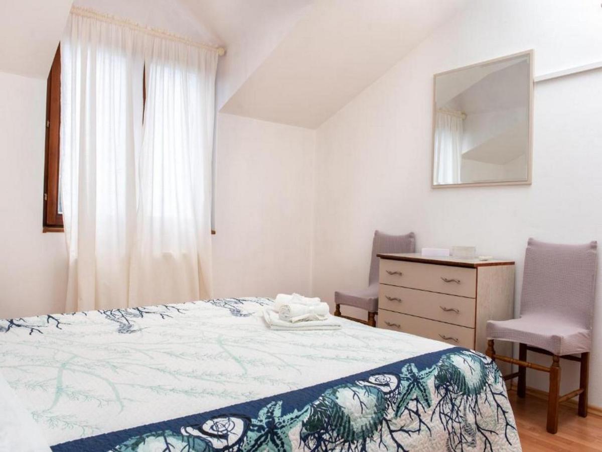 Holiday Home Mons Aureus Gornje Sitno Kültér fotó