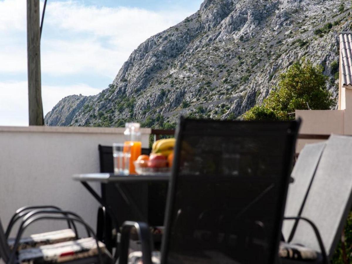 Holiday Home Mons Aureus Gornje Sitno Kültér fotó