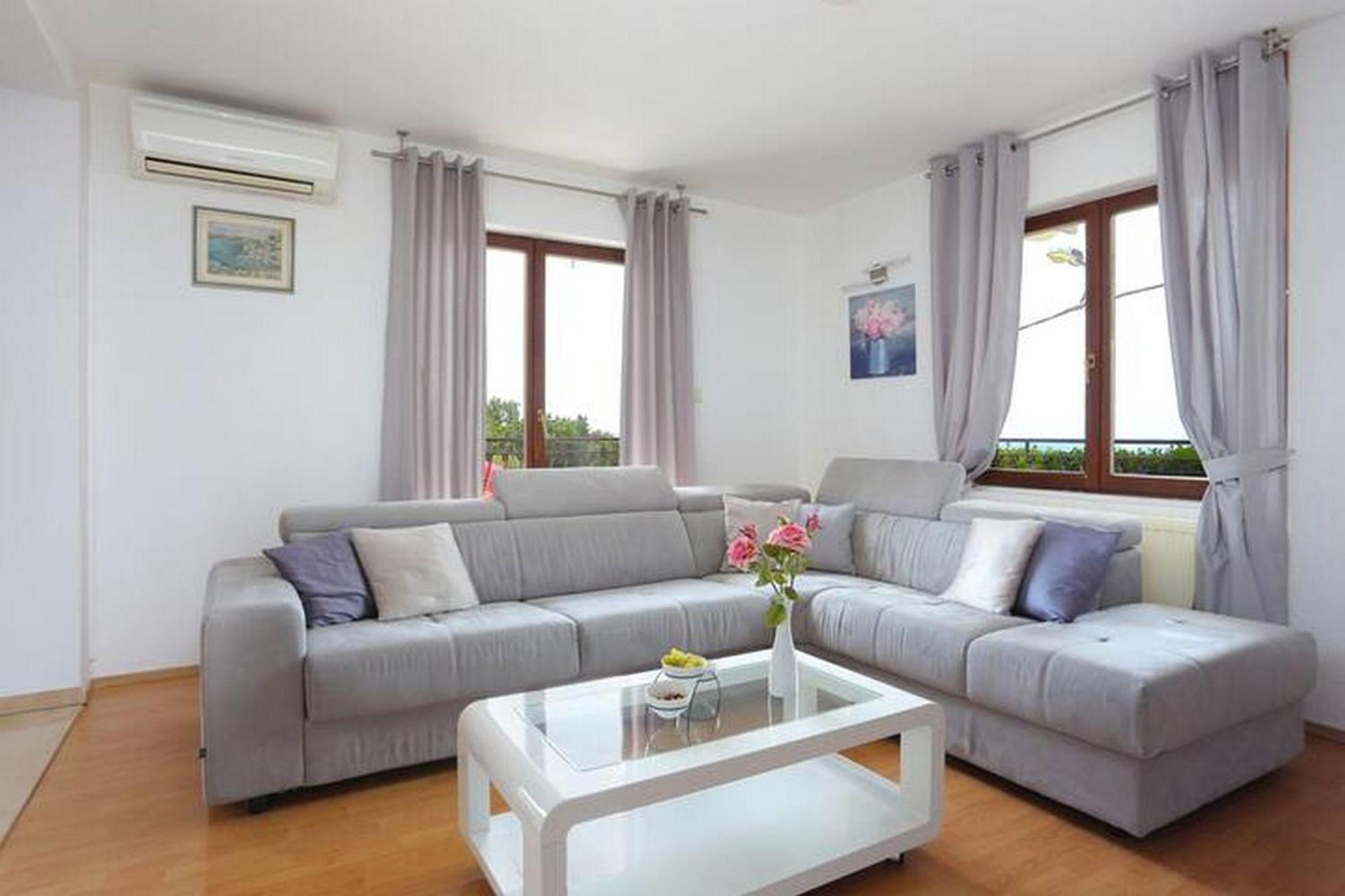 Holiday Home Mons Aureus Gornje Sitno Kültér fotó