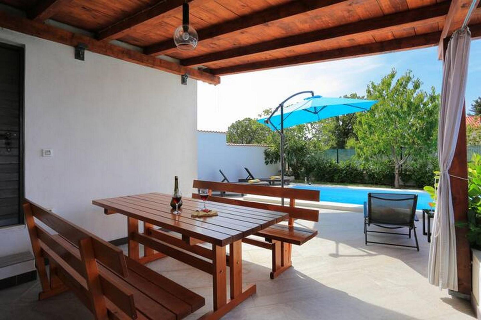 Holiday Home Mons Aureus Gornje Sitno Kültér fotó
