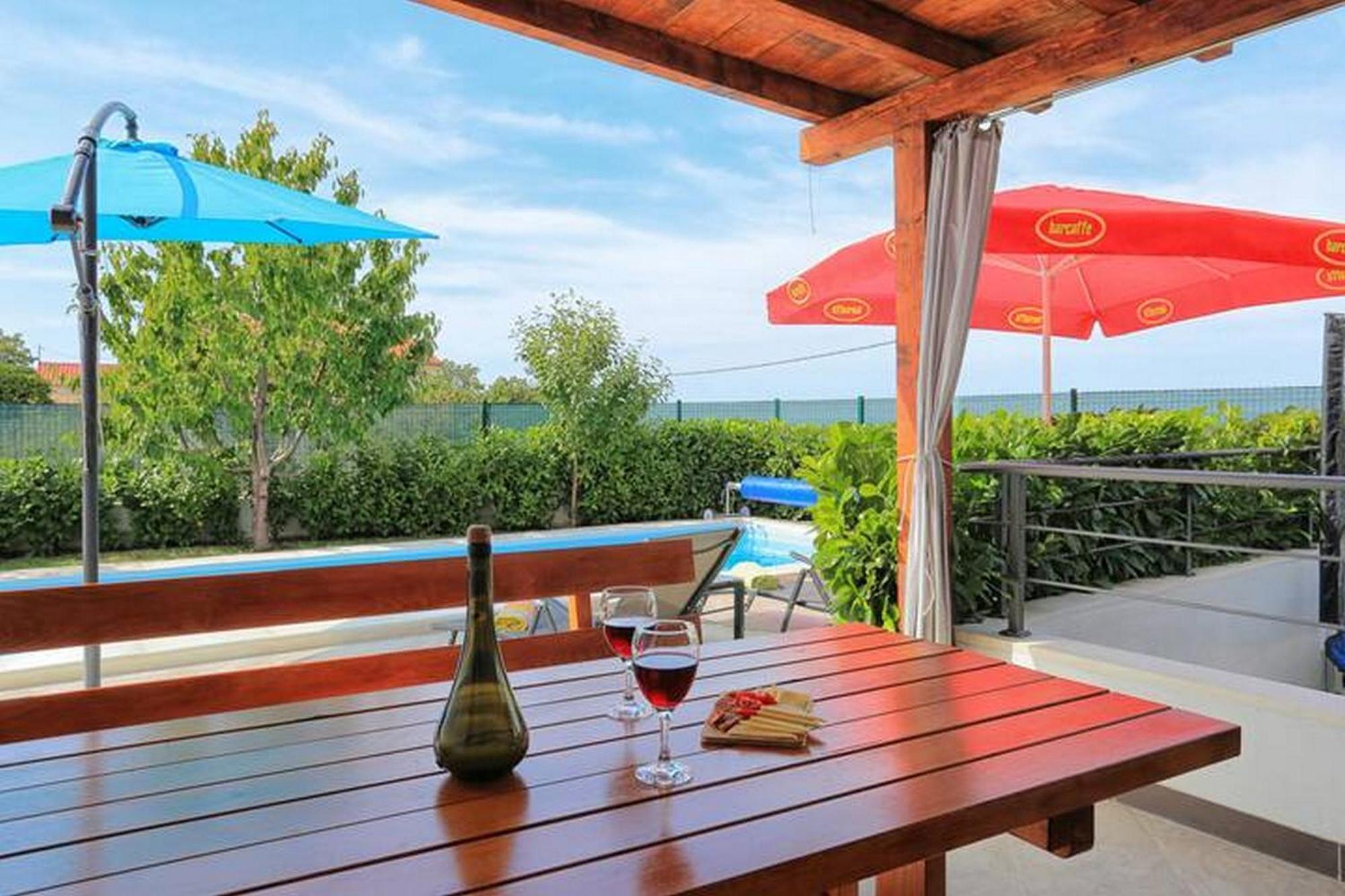 Holiday Home Mons Aureus Gornje Sitno Kültér fotó